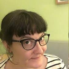 Larissa King's Instagram, Twitter & Facebook