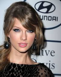 Taylor Swift waves goodbye to BFF Selena Gomez after Justin Bieber  'reunion'