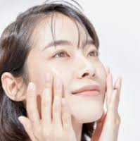 The Border Collective's Justine Chua and Betina Ong talk blogging,  interning and business