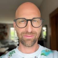 100+ perfiles de «Kopp»