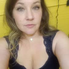 Is this a baby jumping spider or something else.? Daughters been carrying  it around school all day