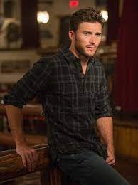 Based on the bestselling novel by master storyteller nicholas sparks and starring britt robertson, jack huston, oona chaplin, and alan alda. Scott Eastwood Takes Reins For Longest Ride