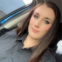 Samantha Sauer's Instagram, Twitter & Facebook