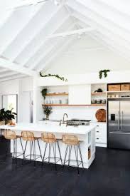 Cuisine equipee laquee avec ilot central a l ambiance epuree et design pour un style chic diamante. Le Top 65 Des Plus Belles Cuisines Selectionnees Par La Redaction