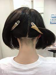 みよこ 坊主でも良いかなと思う今日この頃 おさげ ヘアスタイリング アンダーカットボブ