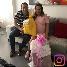 Check spelling or type a new query. La Red Caracol Ahora Si Que Empiece El Conteo Regresivo El Presentador Juan Diego Alvira Y Su Esposa Ya Estan Listos Para Darle La Bienvenida A Maria Del Mar Toda
