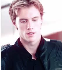 Everett Hunter Completo En Español