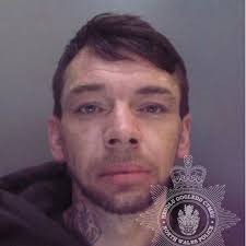 Spaced out drug dealer rode motorbike so slowly past police he fell off it 