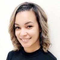 Corina Wells's Instagram, Twitter & Facebook