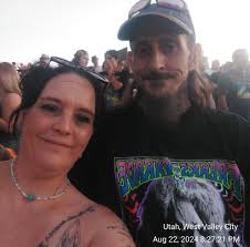 Christmas Party for Smackin' Axes at Kenny B's Bar and Grill. Thanks folks  for food booking. Merry Christmas.