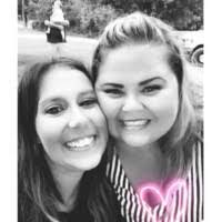 Lisa Glaze's Instagram, Twitter & Facebook