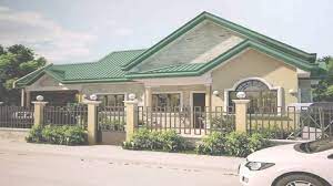 This bungalow residence has enough natural lighting and ventilation with a frontage of at least 10 meters and a total of three bedrooms. Simple Bungalow House Design Philippines