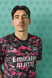 Then there is the exclusive bruised banana collection inspired by the. Arsenal 21 22 Pre Match Shirt Revealed