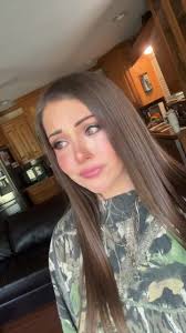 Born to be a housewife, forced to work😭