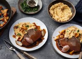Rinderschmorbraten Mit Polenta Und Pfifferlingen Rezept Rewe De Rinderschmorbraten Rezepte Pfifferlinge Rezept