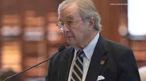 Paxton impeachment trial: Attorney Dick DeGuerin brings witness David  Maxwell to the stand