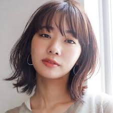 面長さんの髪型の正解は 顔の縦ラインが長めの大人顔さんに似合う長さ別ヘアスタイル 美的 com ボブヘア 美人 ヘア 面長 ヘア