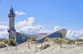Shipbuilding and maritime museum and zoo rostock are also worth visiting. Strandlinie Zwischen Rostock Und Warnemunde Rostocker 7