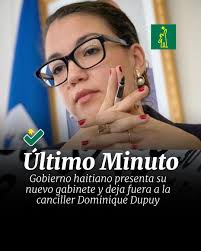 koman nou fout santi nou bann chen sal . plizye vwa nou kanpe anfas menm  moun kap batay pou koz epui nap adore enmi nou . ou se dominiken yo ekri .