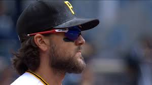 Michael Chavis' diving snag