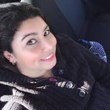 Edna Robles (@edenea10)