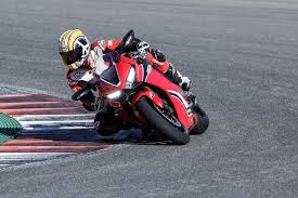 I was blown away by the power and performance of th. Honda Cbr1000rr Fireblade 2017 On Motorcycle Review Mcn