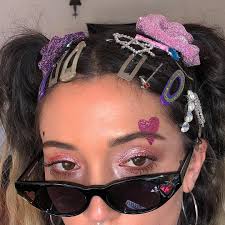 Sydney On Instagram Love Angel Music Baby Aesthetic Hair Hair Clips Clip Hairstyles