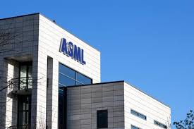 It also develops complex machines that are critical to the production of integrated circuits or chips. Dutch Lithography Machine Gaint Asml It Is Optimistic Of Exports To China Due To Its Strong Demand