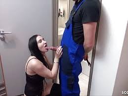 Naughty bbw seduces a repairman. Free Seduce Repairman Porn Videos 39 Tubesafari Com