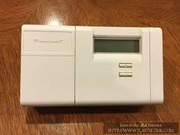 A great look at the honeywell t 87f thermostat. How To Change Battery In Old Honeywell Thermostat