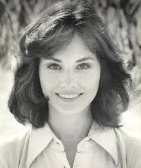 Lori Saunders's Instagram, Twitter & Facebook