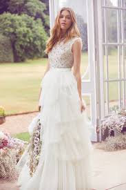 On sunday, november 18, and us weekly has the scoop on her romantic wedding dress and beauty look — pics. Mandy Moore S Pink Wedding Dress Needle Thread Has A Similar Design Brides To Be Will Love Hello