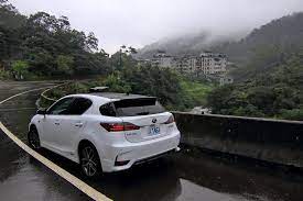 iscar 汽車網 活潑又不失穩重的小將 lexus ct200h f sport lexus ct200h japan cars lexus