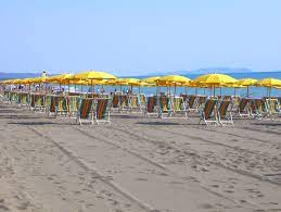 Piccolo residence a conduzione familiare, immerso nella pineta di marina di bibbona. Residence Casa Di Caccia Campingplatz 3 Sterne Marina Di Bibbona Toskana