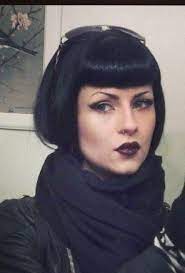 Pin By Robyn Lasater On Bobs Blunt Bangs Goth Hair Hair Styles Short Hair Styles