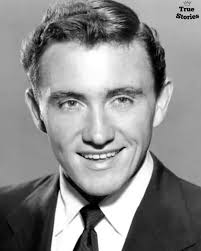 When CBS canceled Merv Griffin's daytime talk show in 1962, he went home,  poured himself a drink, and made a list of everything that went wrong. At  the top he wrote one