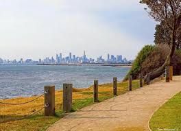 Melbourne Overlooking Port Phillip Bay From Brighton Places In Melbourne Australia Melbourne