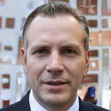 Amazon.com: The Art of Conversation: How to Talk to Anyone, Anywhere,  Anytime, and Overcome Shyness and Social Anxiety: 9798413956328: Alexander,  Jim: Books