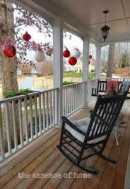 13 Stunning Christmas Porch Decor Ideas Honeybear Lane Christmas Porch Decor Beautiful Christmas Decorations Front Porch Christmas Decor