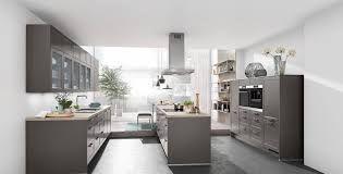 >> pour aller plus loin >> une cuisine minimaliste, 14 propositions. Cuisine Moderne Modele Look Avec Ilot Central Noblessa Montpellier Noblessa