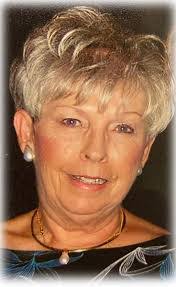 Carole Horst's Instagram, Twitter & Facebook