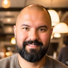 How to write an email properly? I believe that writing emails is one of the  best ways to demonstrate professionalism and attentiveness. I always aim to  shape my email writing style with