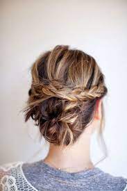 Maybe you would like to learn more about one of these? Coiffure Cheveux Mi Longs En Chignon Tresse Automne Hiver 2016 Cheveux Mi Longs Nos Idees De Coiffures Tendances Elle