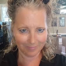 Laura Volpe's Instagram, Twitter & Facebook