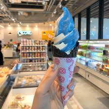 横浜 駅 ソフト クリーム