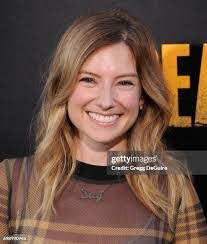 Stephanie Beard's Instagram, Twitter & Facebook