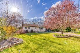 5 Laura Court, Speonk, NY 11972 | Compass