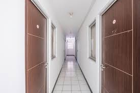 Berikut ini adalah cafe di cirebon kota yang murah, tentunya ada wifi, dan cocok untuk anda yang cari tempat nongkrong menjadi salah satu kota berkembang di indonesia, cirebon kini makin eksis. Hotel Oyo 1568 Stasiun Ka Cirebon Guest House Cirebon Cirebon Hotelopia