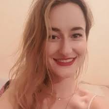 Maria Davern (@davern_maria)