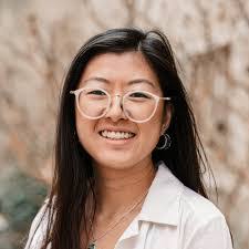 Shannon Mcgovern's Instagram, Twitter & Facebook